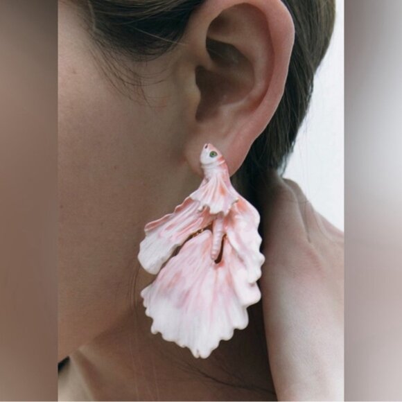 Zara Limited Edition Fish Earrings NWT 🔥✨💖💖 - Picture 2 of 7